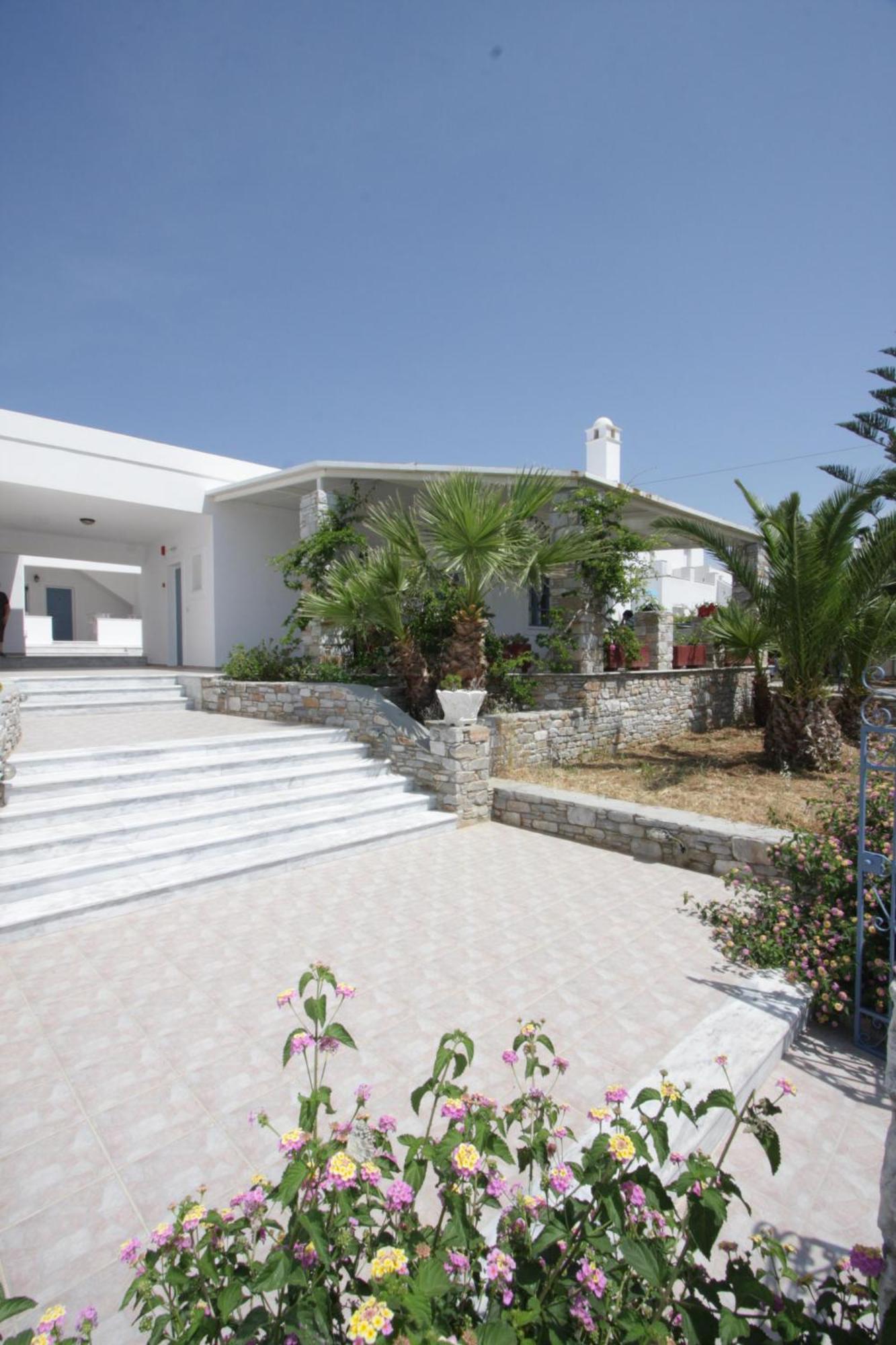 Manos Apartments Megas Gialos - Nites ภายนอก รูปภาพ