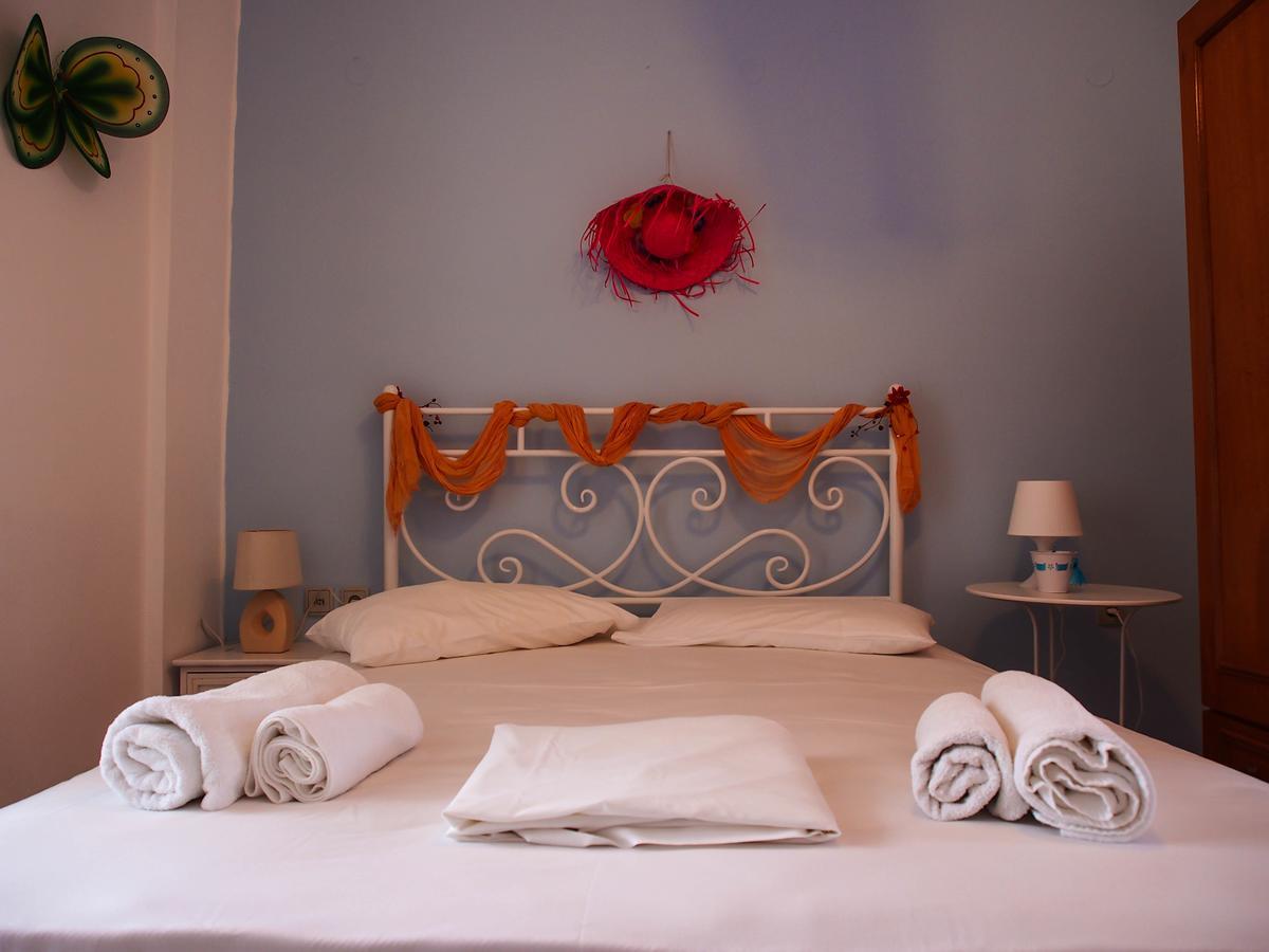 Manos Apartments Megas Gialos - Nites ภายนอก รูปภาพ