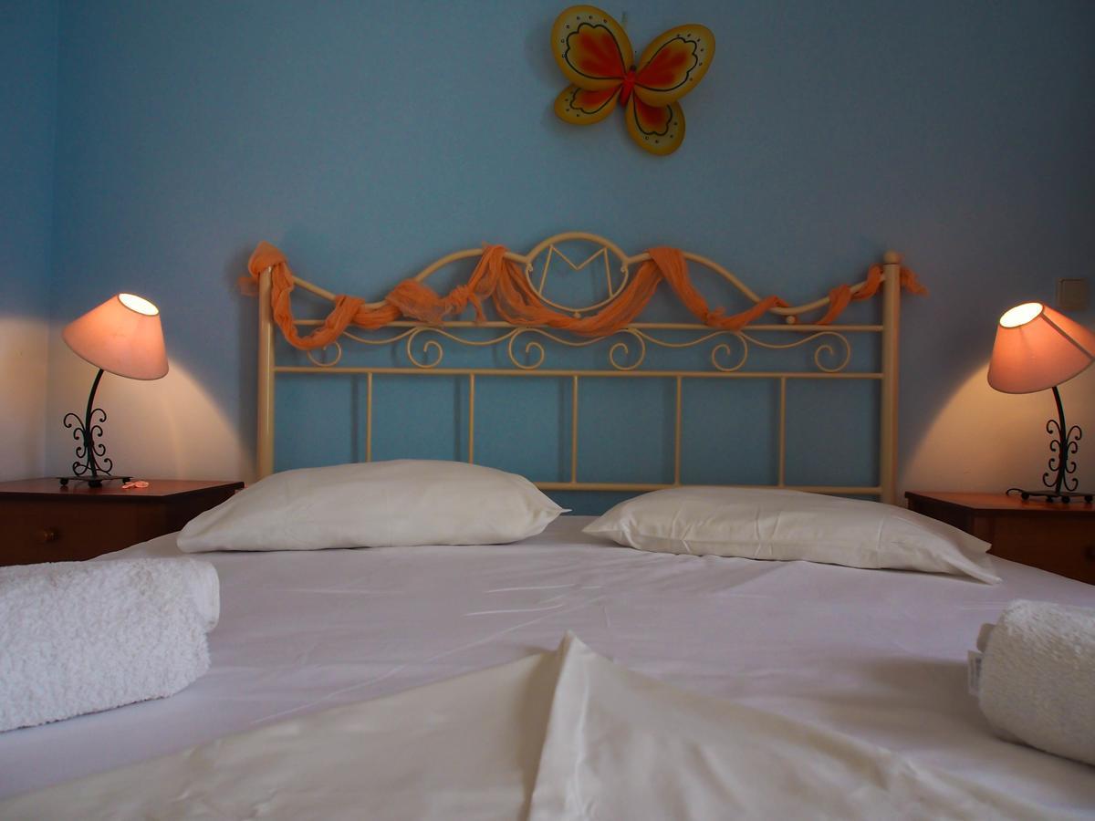Manos Apartments Megas Gialos - Nites ภายนอก รูปภาพ